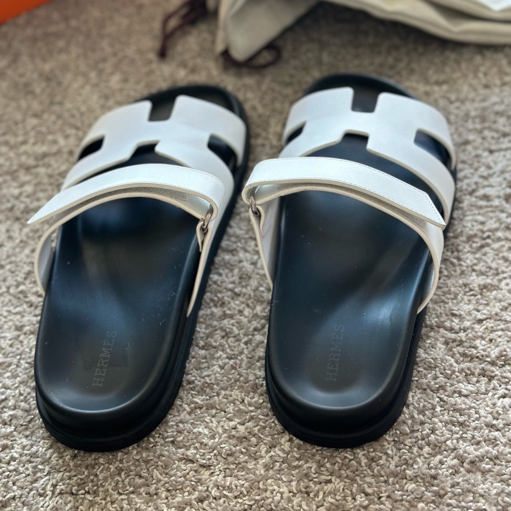 Hermès Chypre Sandals 38 Blanc - Picture 3 of 8